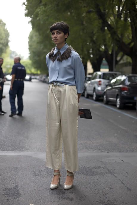 Street Chic: Milan Pictures, Images and Photos