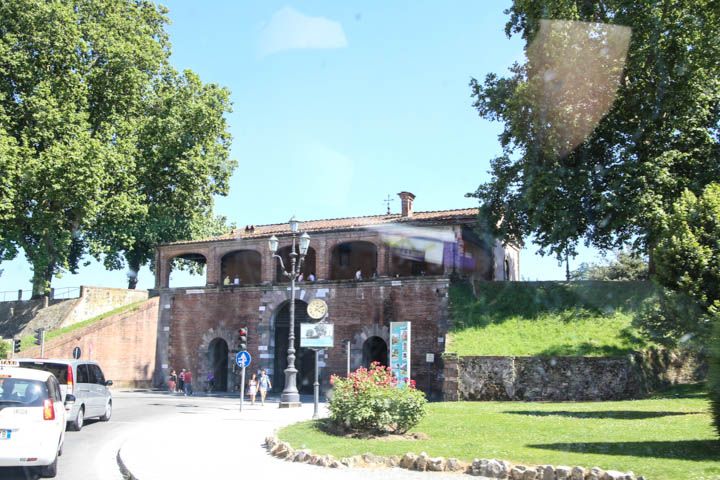  photo PisaandLuca-88_zps05f19fca.jpg