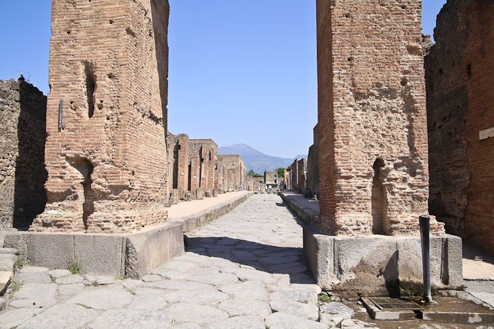  photo Pompeii-57_zps6f2f2a23.jpg