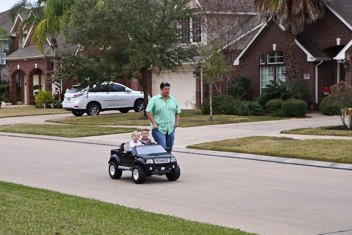  photo ChristmaswithMagruders-10_zpsf138a79a.jpg