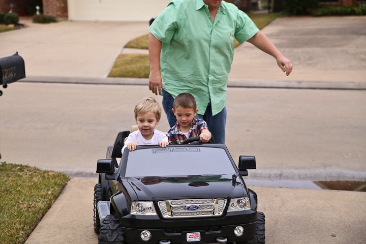  photo ChristmaswithMagruders-11_zpse2243046.jpg