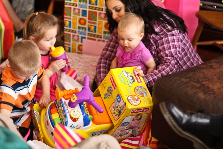  photo LivisFirstBday-15_zps30c50ac7.jpg