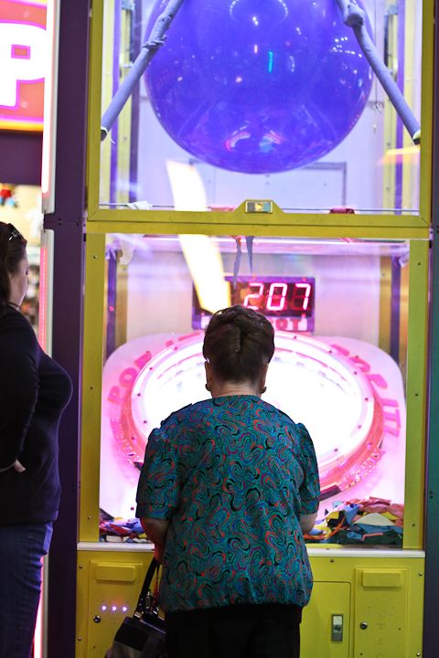  photo MomsBirthdayatItz-33_zps7a05511a.jpg