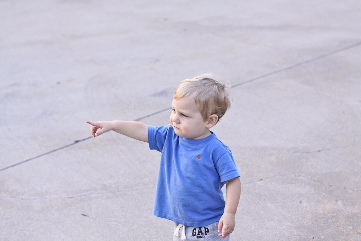  photo Visitorsandahaircut-10_zps2c230b6e.jpg