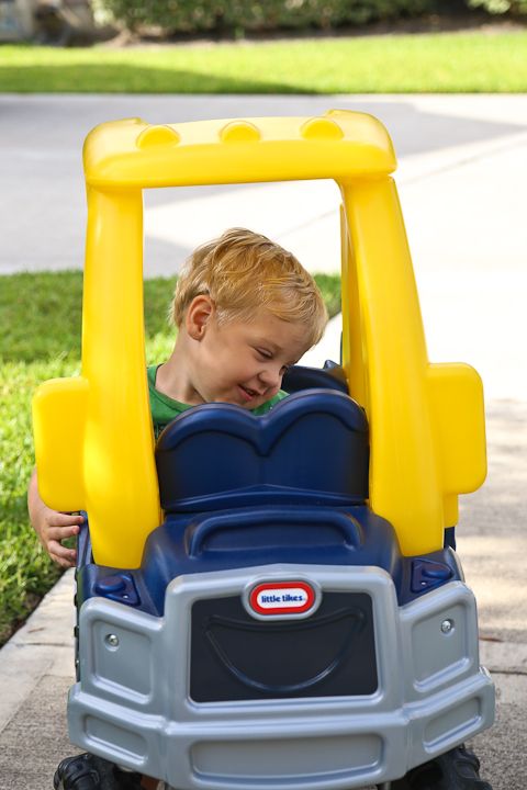  photo Playingingarageandfrontyard-11_zps8a629568.jpg