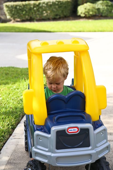  photo Playingingarageandfrontyard-8_zpsa1bb5bff.jpg