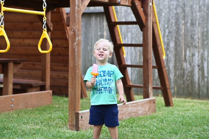  photo Popsiclesandeatingdinnerinbackyard-12_zpsc0191d4b.jpg