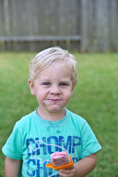  photo Popsiclesandeatingdinnerinbackyard-14_zps3ac1784c.jpg