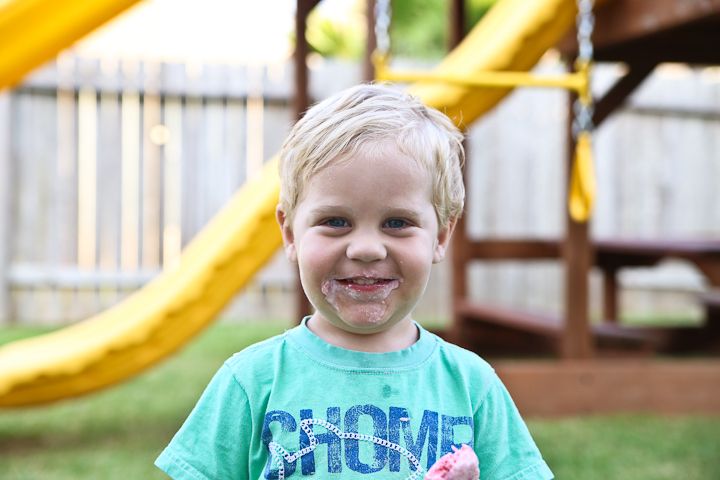  photo Popsiclesandeatingdinnerinbackyard-17_zps9a659d74.jpg