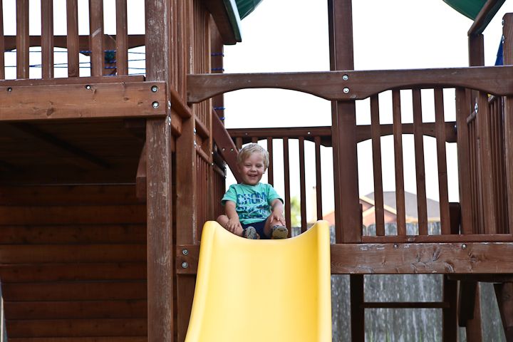  photo Popsiclesandeatingdinnerinbackyard-20_zpsd5266625.jpg