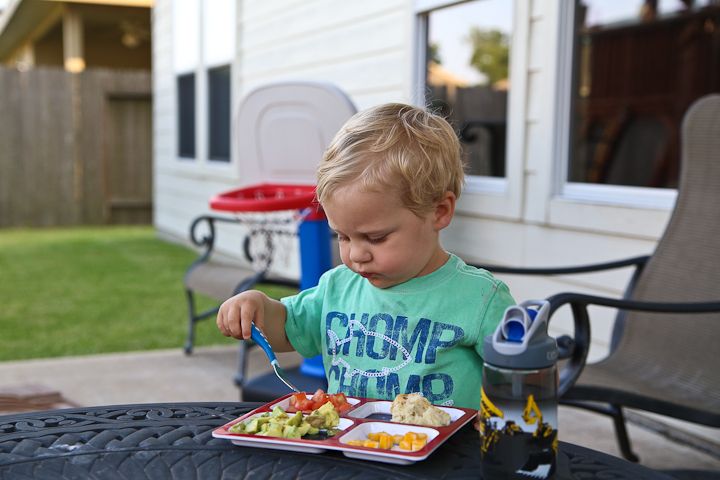  photo Popsiclesandeatingdinnerinbackyard-24_zpsf302d90a.jpg