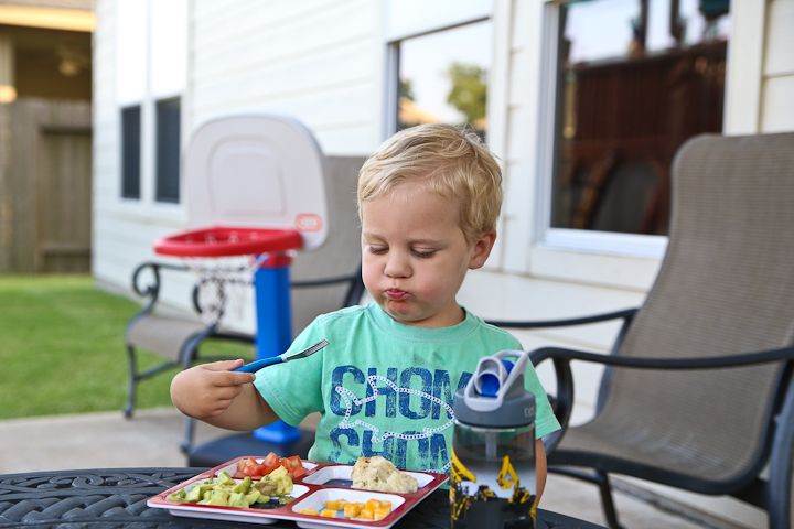  photo Popsiclesandeatingdinnerinbackyard-26_zps691b58c3.jpg