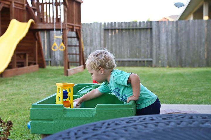  photo Popsiclesandeatingdinnerinbackyard-32_zpsb35af39d.jpg