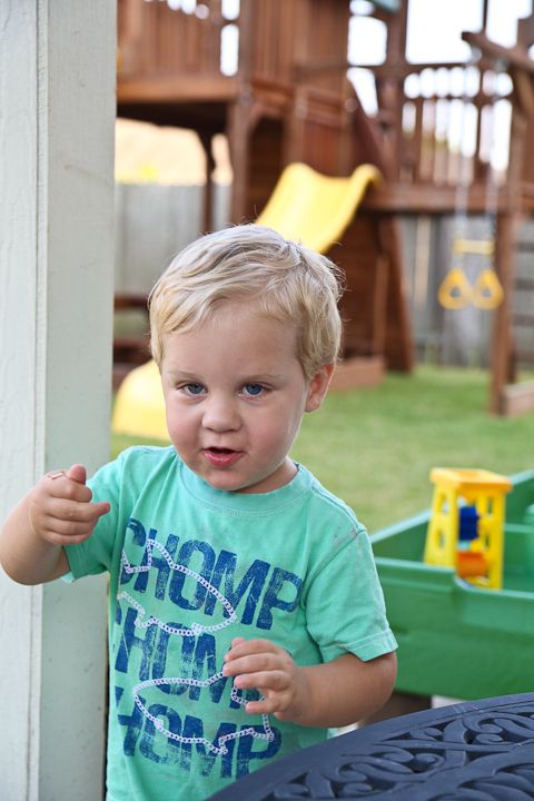  photo Popsiclesandeatingdinnerinbackyard-40_zps8efbaeeb.jpg