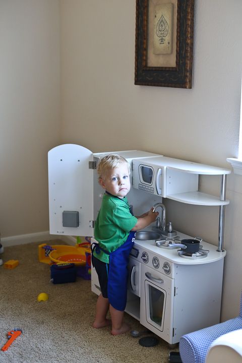  photo PlayinginGameroom-11_zps73f4c7cb.jpg