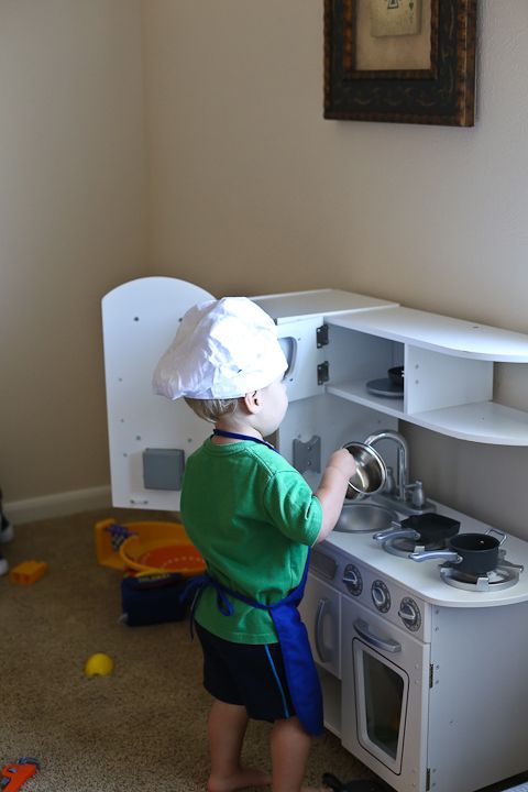  photo PlayinginGameroom-2_zps7dedbf32.jpg