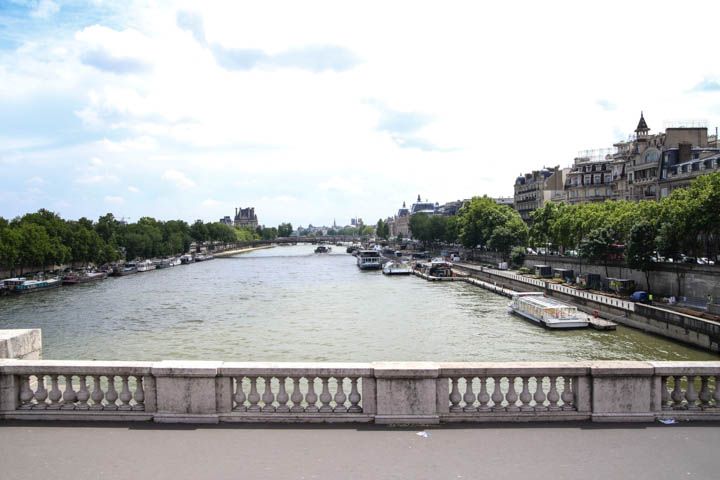  photo BigRedBus-7_zps99ea80ea.jpg