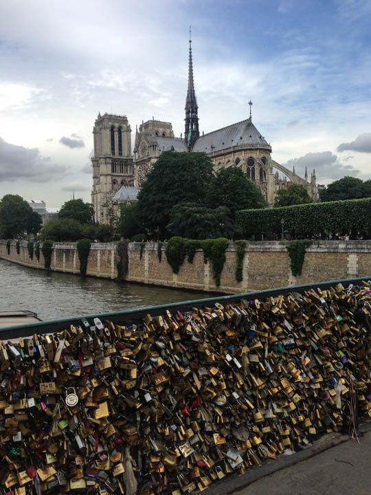  photo CellPhone-Louvre-LockBridge-NotreDame-7_zps0dc13680.jpg
