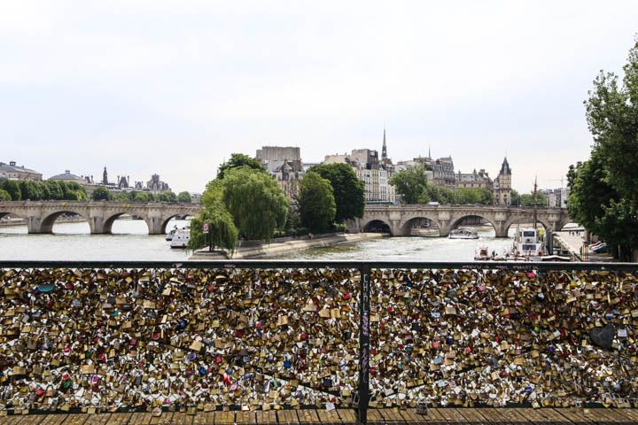 photo Louvre-LockBridge-NotreDame-103_zps947a37a0.jpg