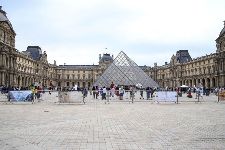  photo Louvre-LockBridge-NotreDame-73_zpsfc24d8ae.jpg