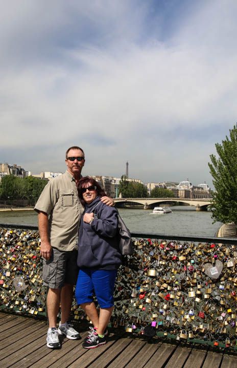  photo Louvre-LockBridge-NotreDame-80_zps8a60a670.jpg