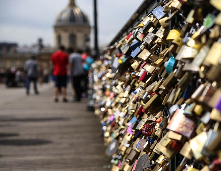  photo Louvre-LockBridge-NotreDame-86_zps21752f84.jpg