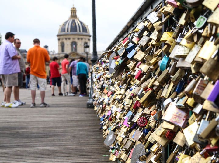  photo Louvre-LockBridge-NotreDame-89_zpsea440280.jpg
