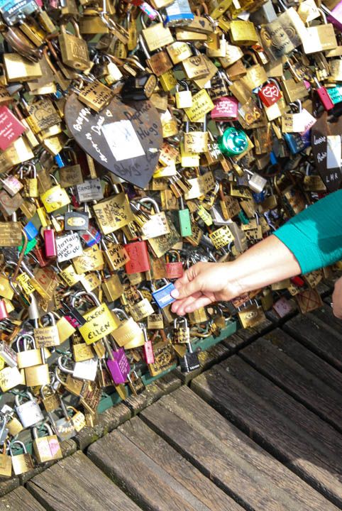  photo Louvre-LockBridge-NotreDame-94_zpsd92c2d36.jpg