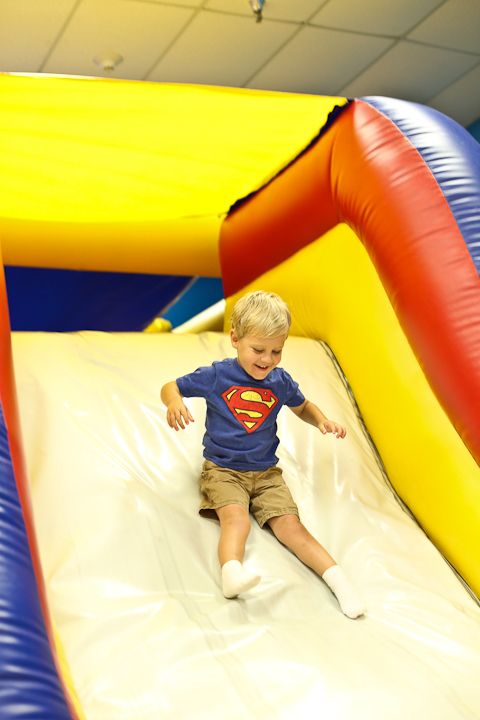  photo PinkEyePoolBounceHouse-14_zps6effbf3d.jpg