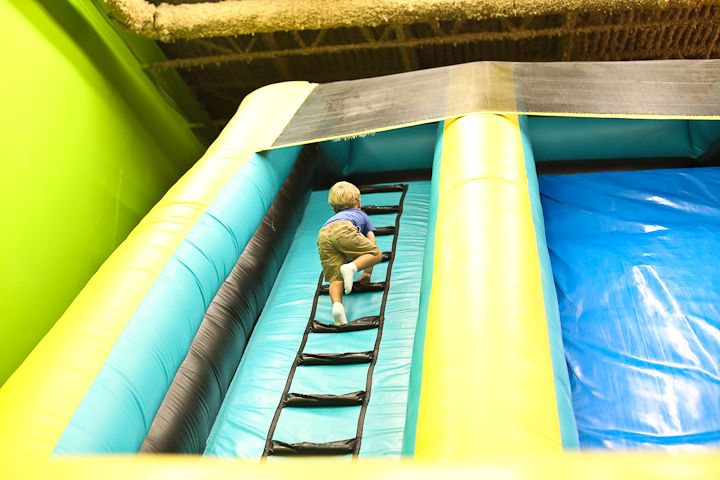  photo PinkEyePoolBounceHouse-16_zpsb7a59f32.jpg