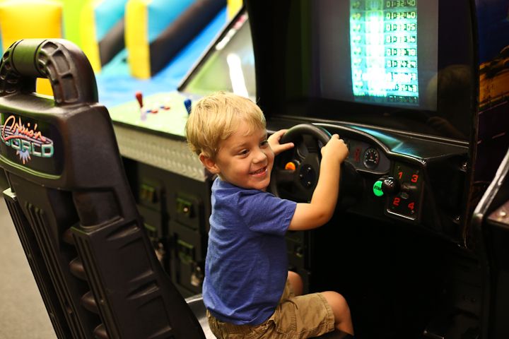  photo PinkEyePoolBounceHouse-19_zps0098c711.jpg