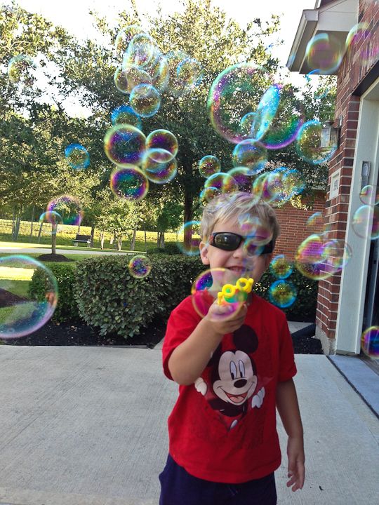  photo PinkEyePoolBounceHouse-3_zpsb0f4372d.jpg