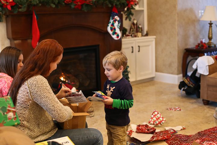  photo Christmas-Magruders-13_zps0ffd96cc.jpg