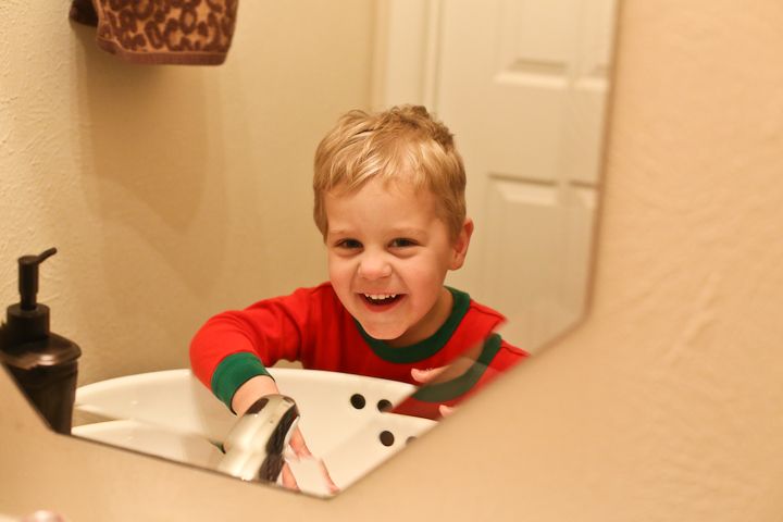  photo Washinghands-6_zps3a4e6283.jpg