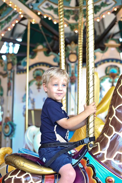  photo Carousel-4_zpsb7cb8c8e.jpg