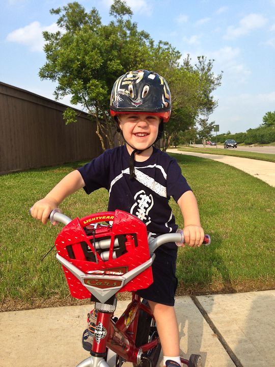  photo CellPhoneCatchUp-3_zpsc2e17ccd.jpg