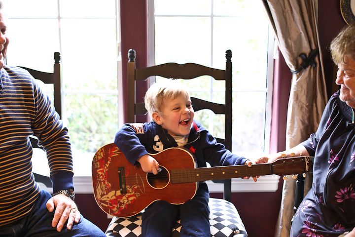  photo S3Guitar-2_zpsb567a268.jpg