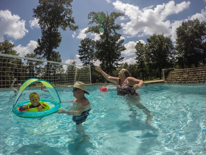  photo Papa-Yaya Pool-15_zps59m0ps3s.jpg