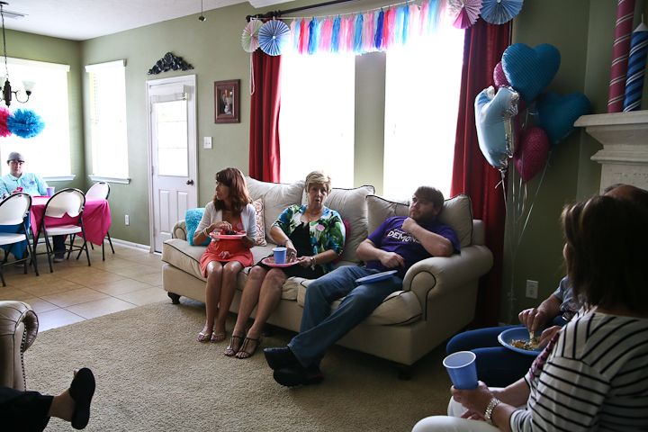  photo GenderRevealParty-28_zps3159a1f3.jpg