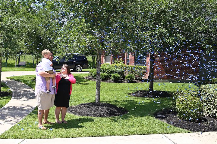  photo GenderRevealParty-34_zpsaf92a2ea.jpg