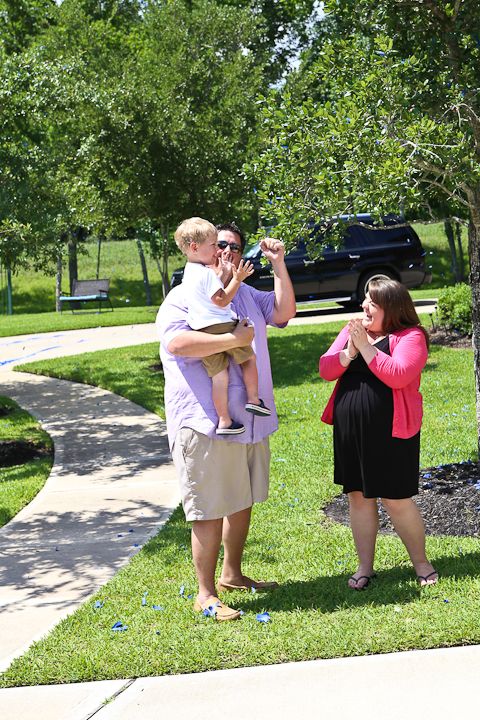  photo GenderRevealParty-37_zps1bb2dfe2.jpg