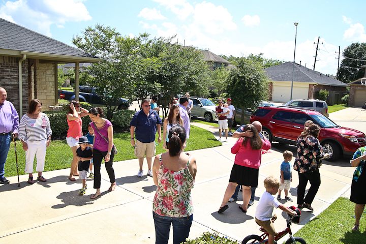  photo GenderRevealParty-45_zps1983cf3b.jpg