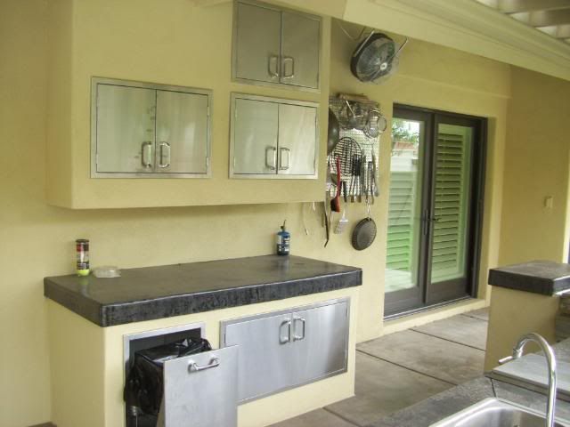 Outdoor_Kitchen_Finished_Aug_2010002.jpg