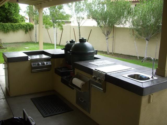 Outdoor_Kitchen_Finished_Aug_2010003.jpg