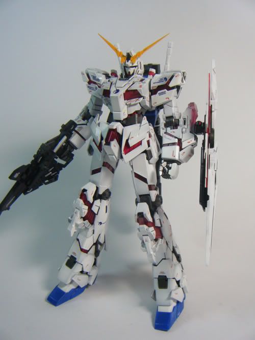 [MG] RX-0 Unicorn Gundam ม้าขาวไส้ถั่วแดง Σ(▼□▼ﾒ) โดย nase