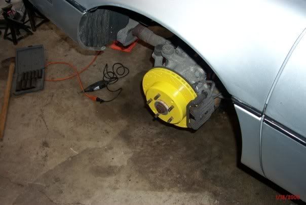 yellow-painted-brake-calipers.jpg