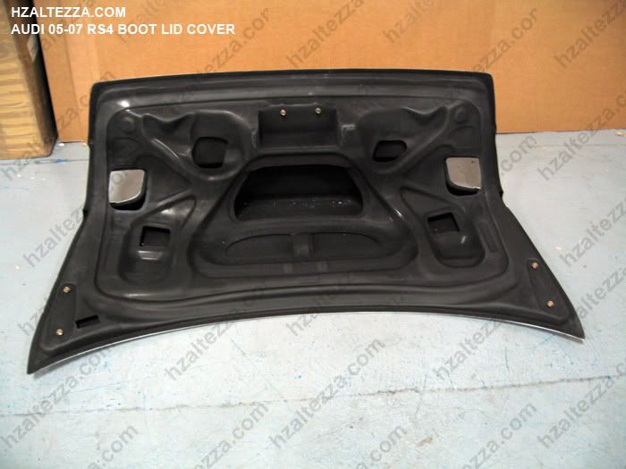 http://i938.photobucket.com/albums/ad229/HZALTEZZA/AUDI/02-04%20A4/RS4/REARBOOT3.jpg