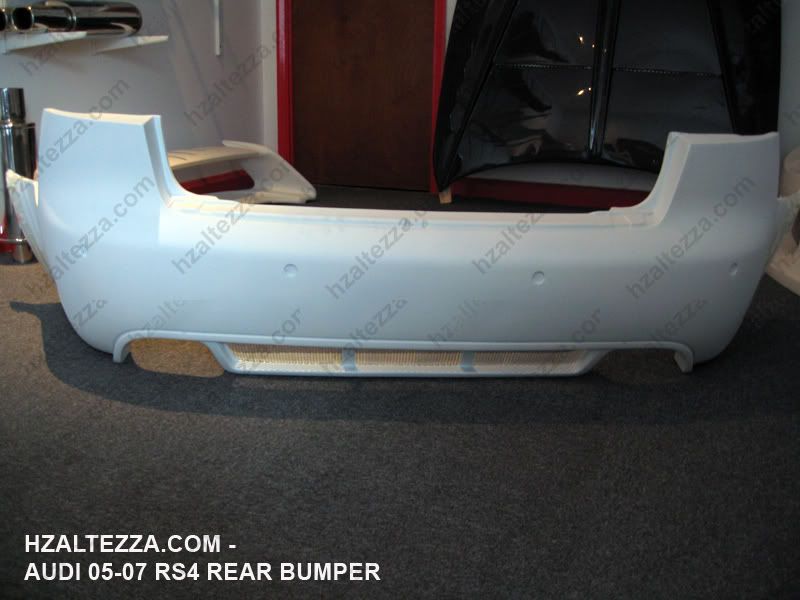 http://i938.photobucket.com/albums/ad229/HZALTEZZA/AUDI/02-04%20A4/RS4/RS4REAR.jpg