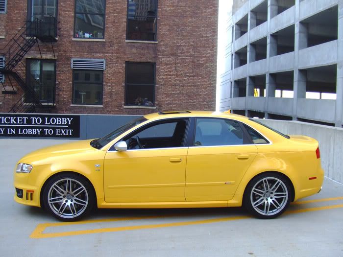 http://i938.photobucket.com/albums/ad229/HZALTEZZA/AUDI/02-04%20A4/RS4/siders4.jpg