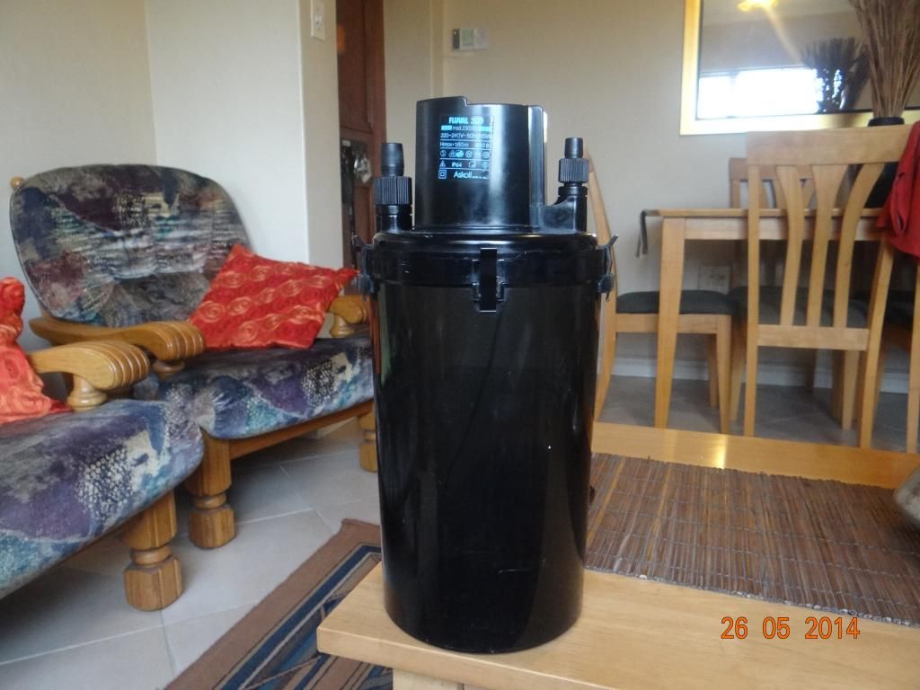 For sale FLUVAL 303,DOPHIN 1000 and co2 paintball canister APSA